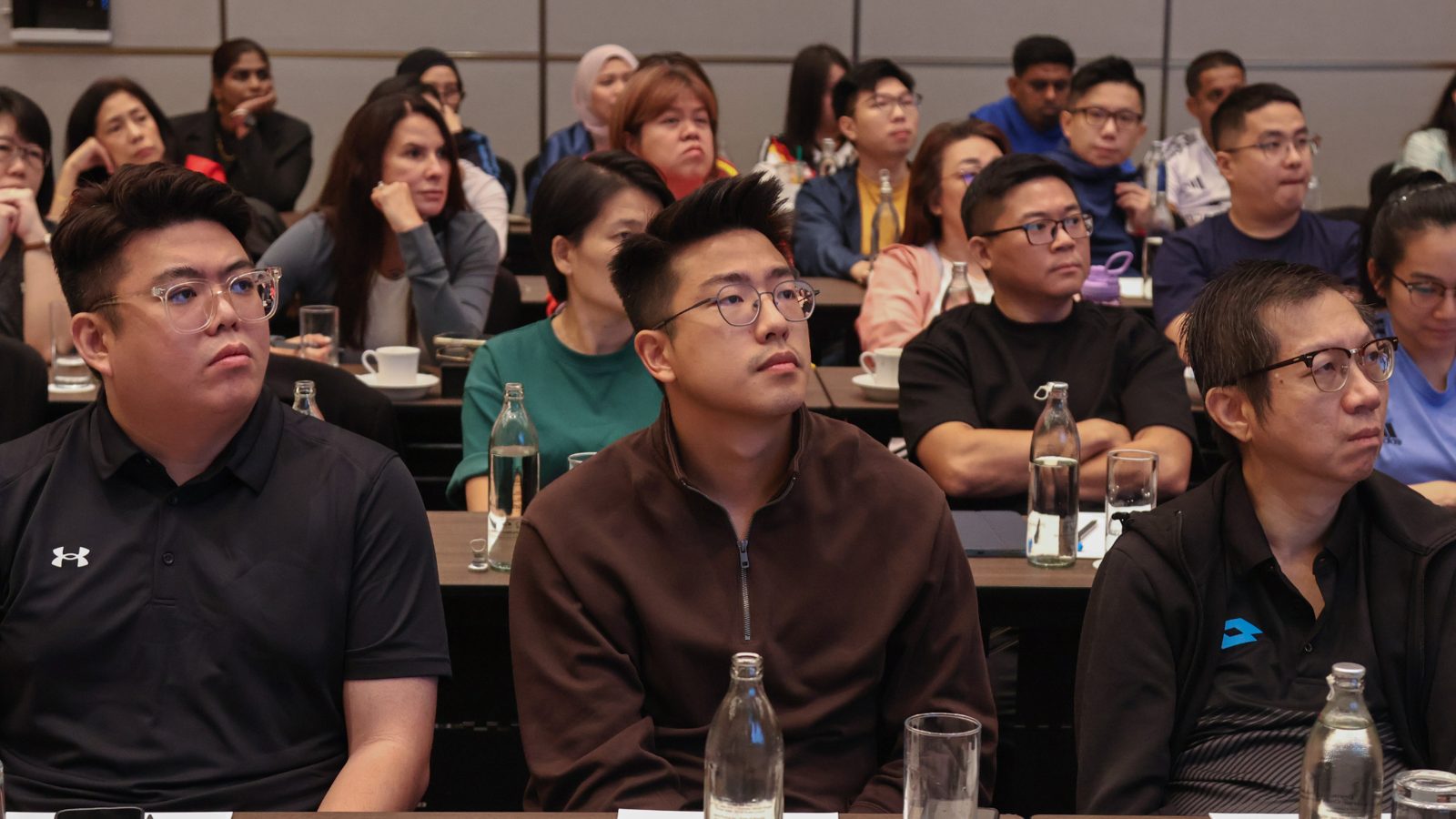 Agents listening during a session